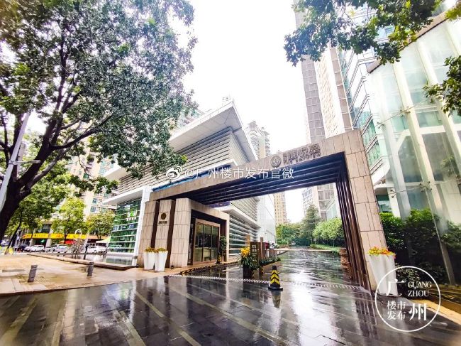据意大利媒体laroma24报道，罗马的长期伤员库姆布拉和亚伯拉罕已经在本周恢复训练。